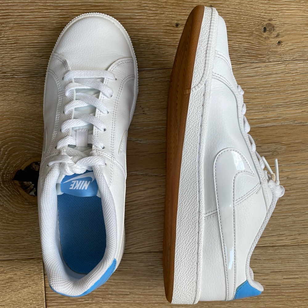 Nike Court Royale women’s size 9 shoes